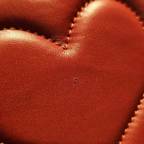 Coach Jes Puffer Heart Red Crossbody Camera Bag C2812 - Picture 9 of 9